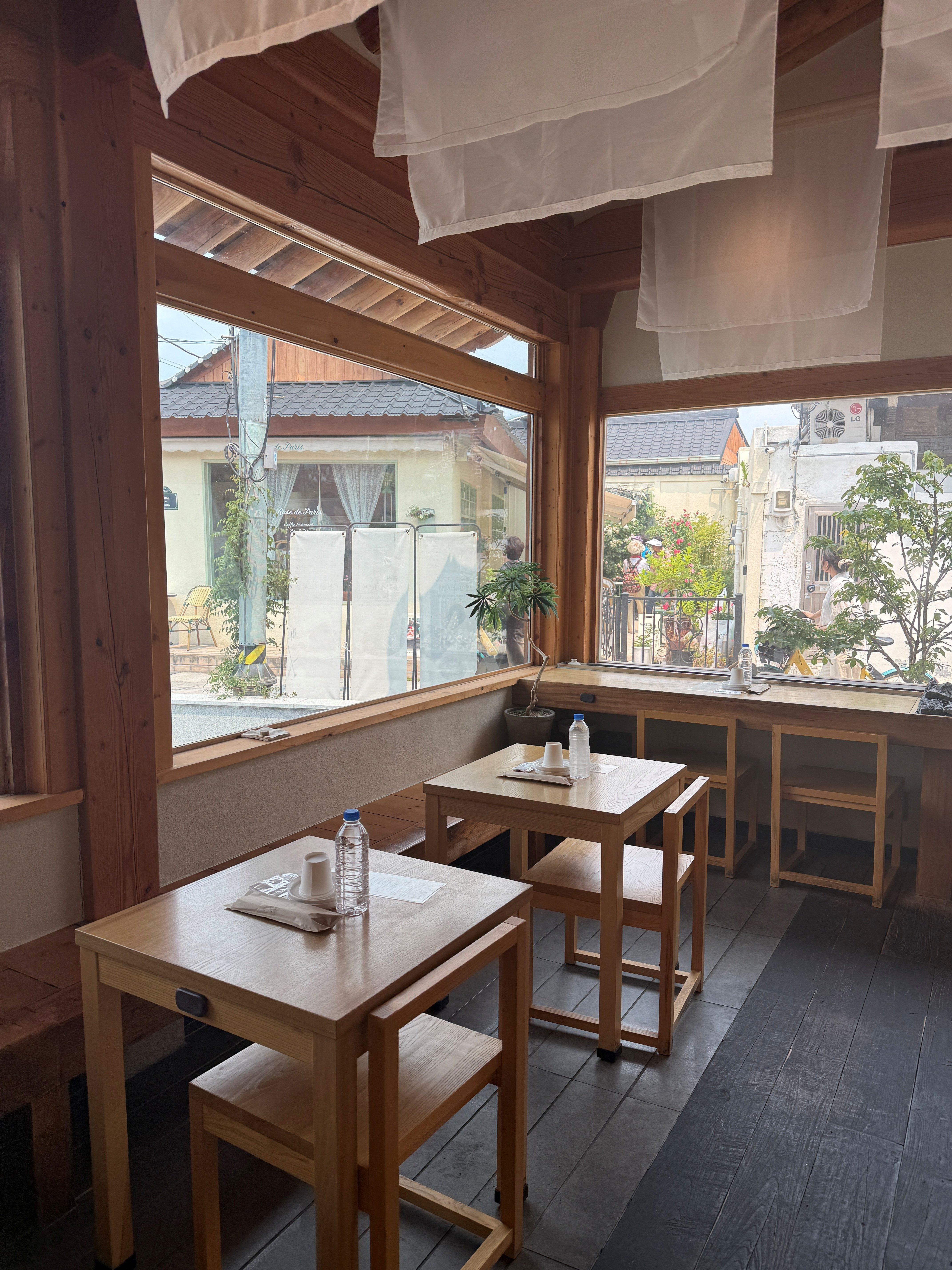 황리단길 노브레이크 식당